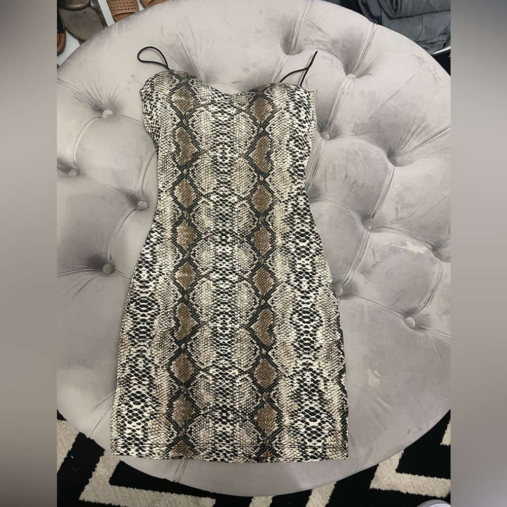 Mini dress snake design flex material